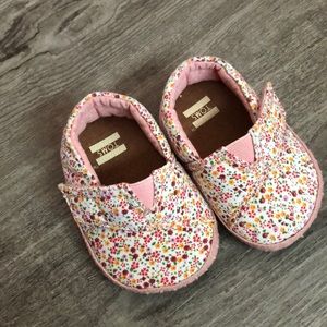 Toms Baby shoes